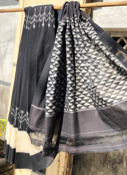 Black & White Handwoven Pure Cotton Ikkat Saree With Black Woven Palla. - Image 2
