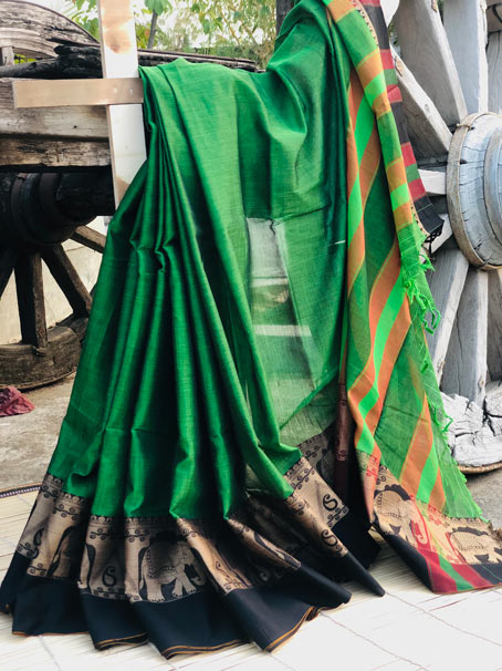 Green & Black Soft Cotton Narayanpet Saree With Elephant Border