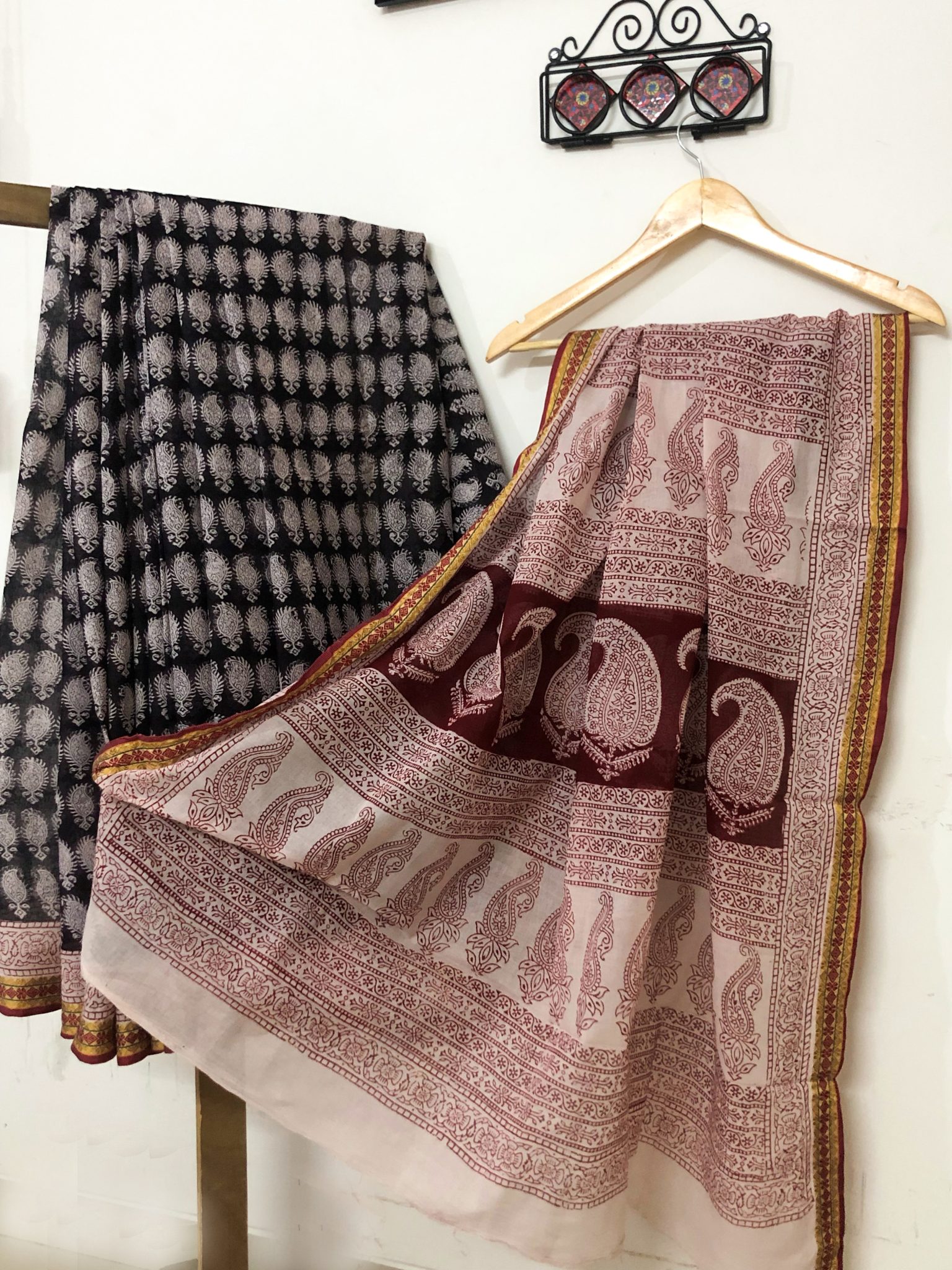 Black and White hand block print pure cotton natural dyed Bagh saree with woven border - Image 2