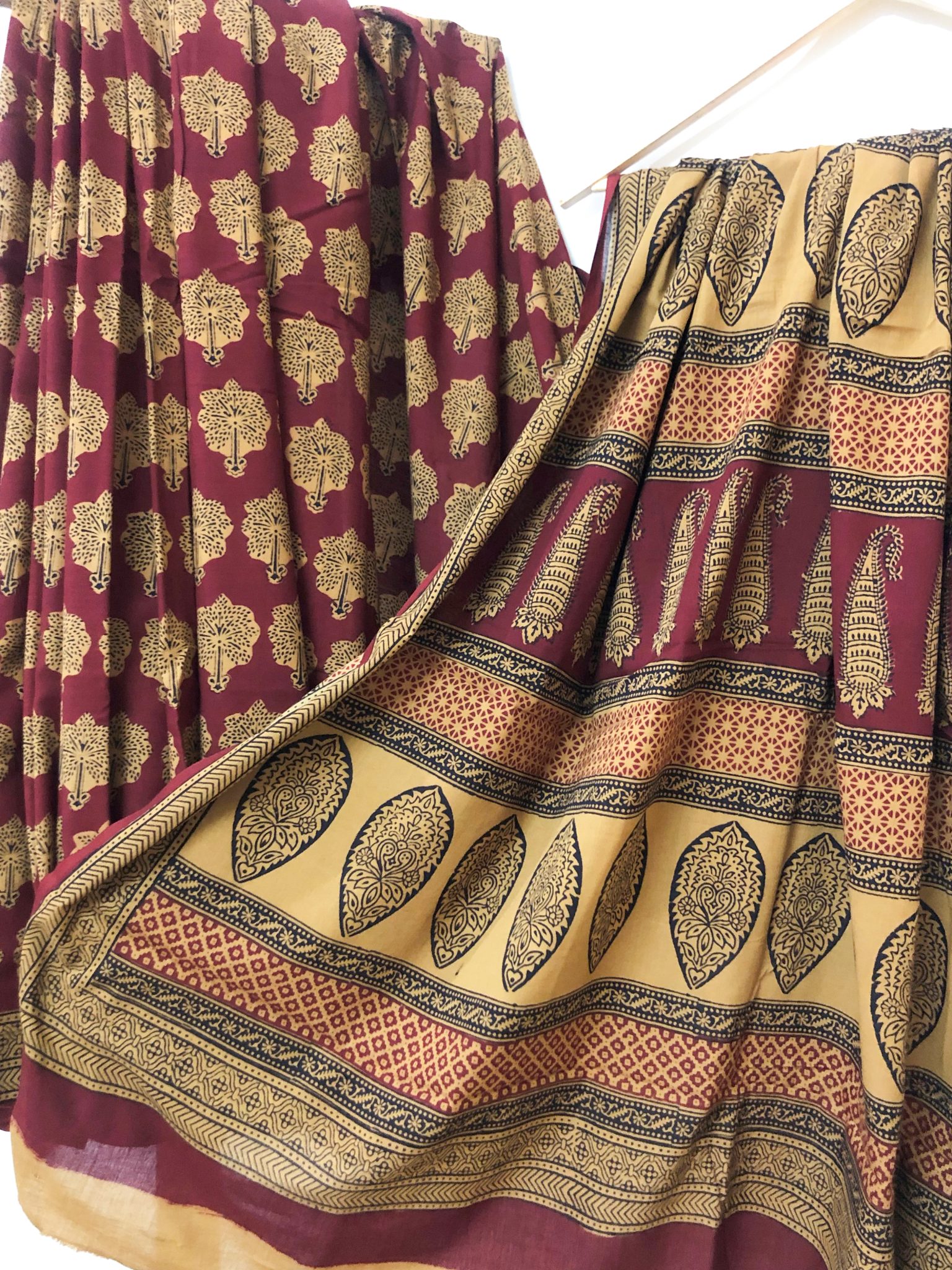 Maroon and Mustard coloured hand block print pure cotton natural dyed Bagh saree - Image 3