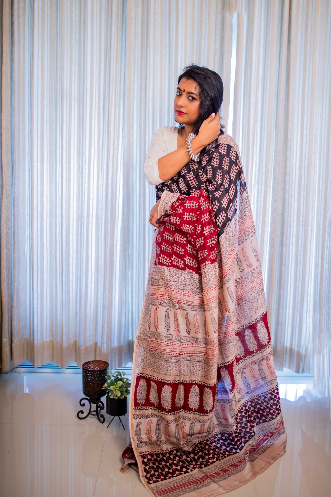 Maroon and black coloured hand block print pure chanderi natural dyed Bagh saree - Image 3