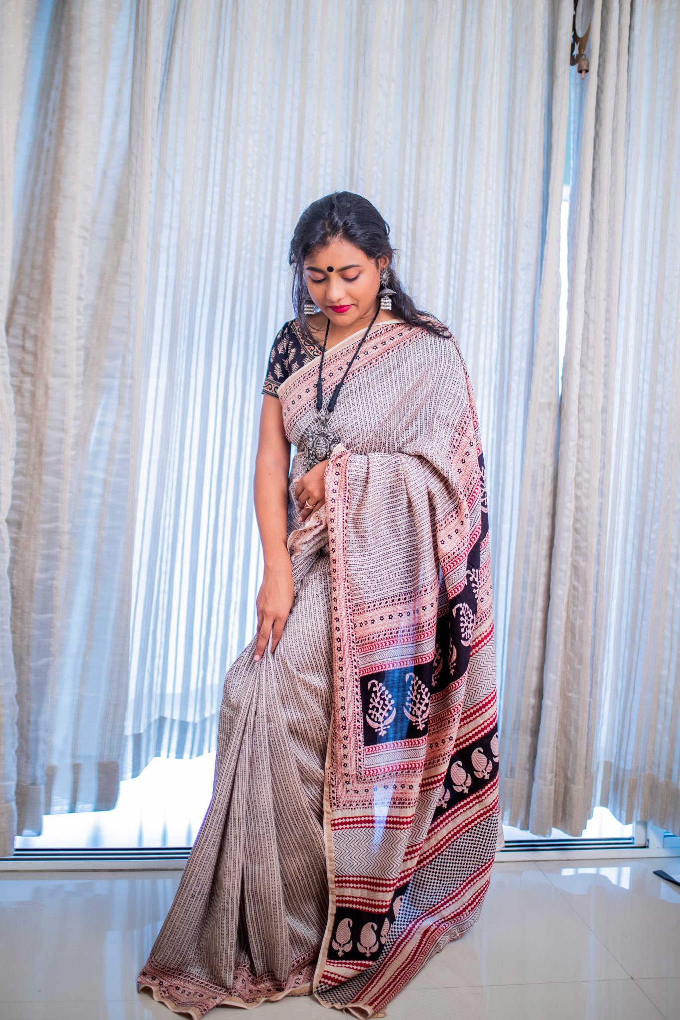 Beige and Black coloured hand block print pure chanderi natural dyed Bagh saree - Image 2