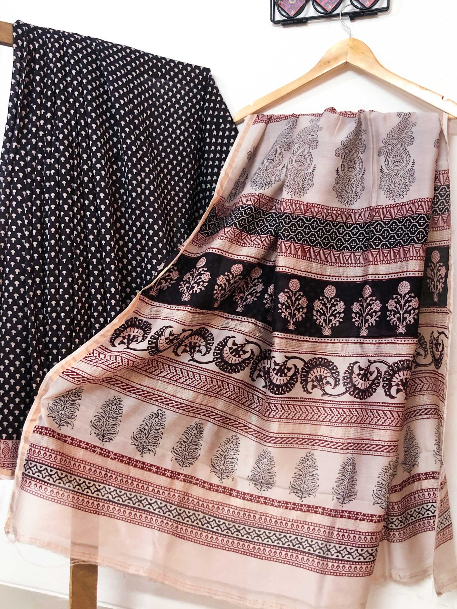 Black and beige coloured hand block print pure chanderi natural dyed Bagh saree - Image 2