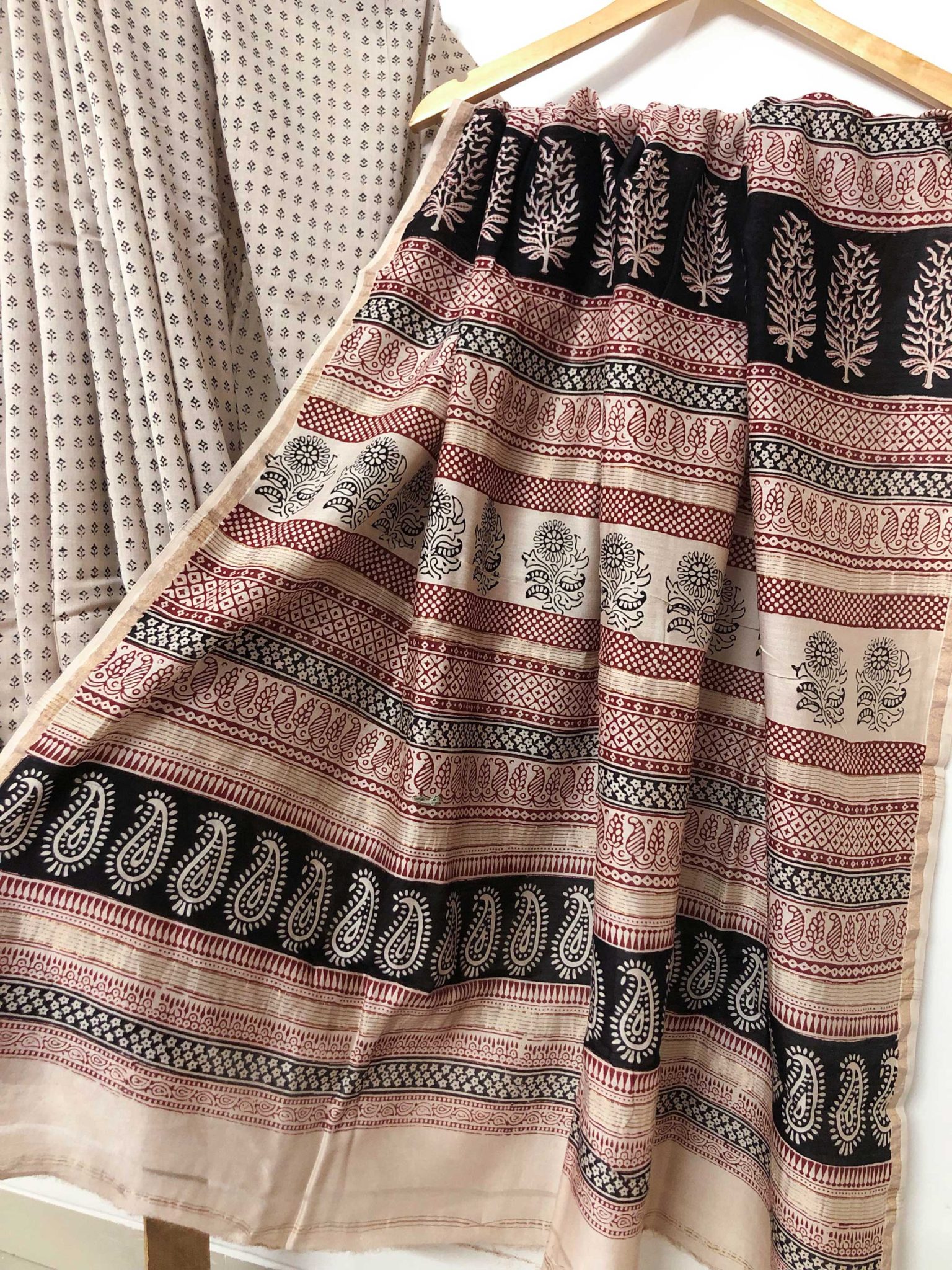 Beige and black coloured hand block print pure chanderi natural dyed Bagh saree - Image 3