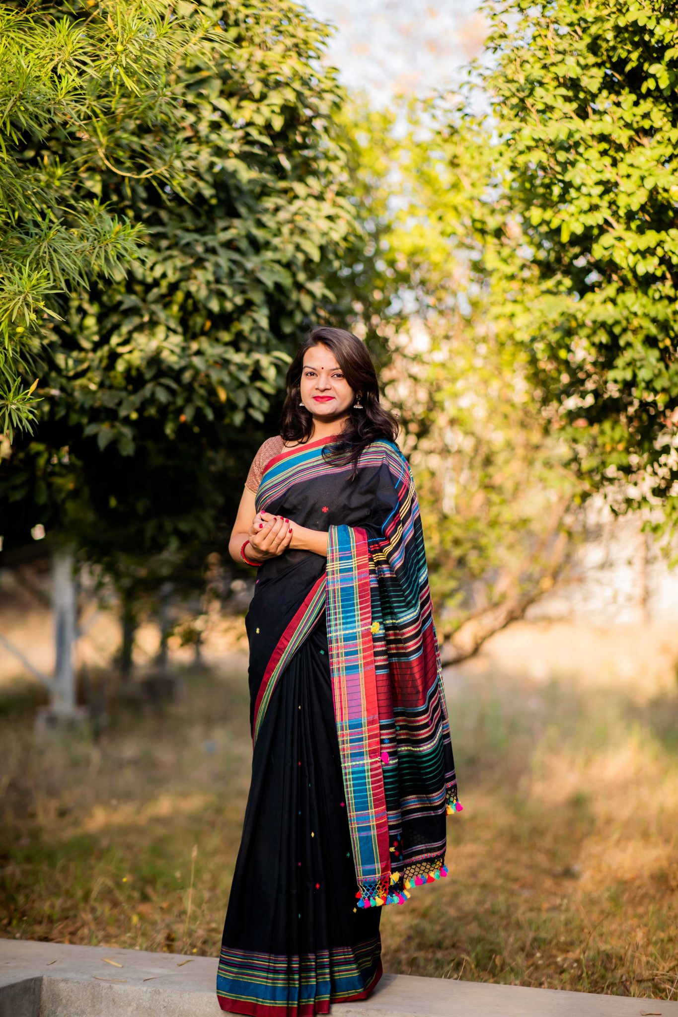 Black coloured handloom pure cotton bhujodi weave saree with woven palla