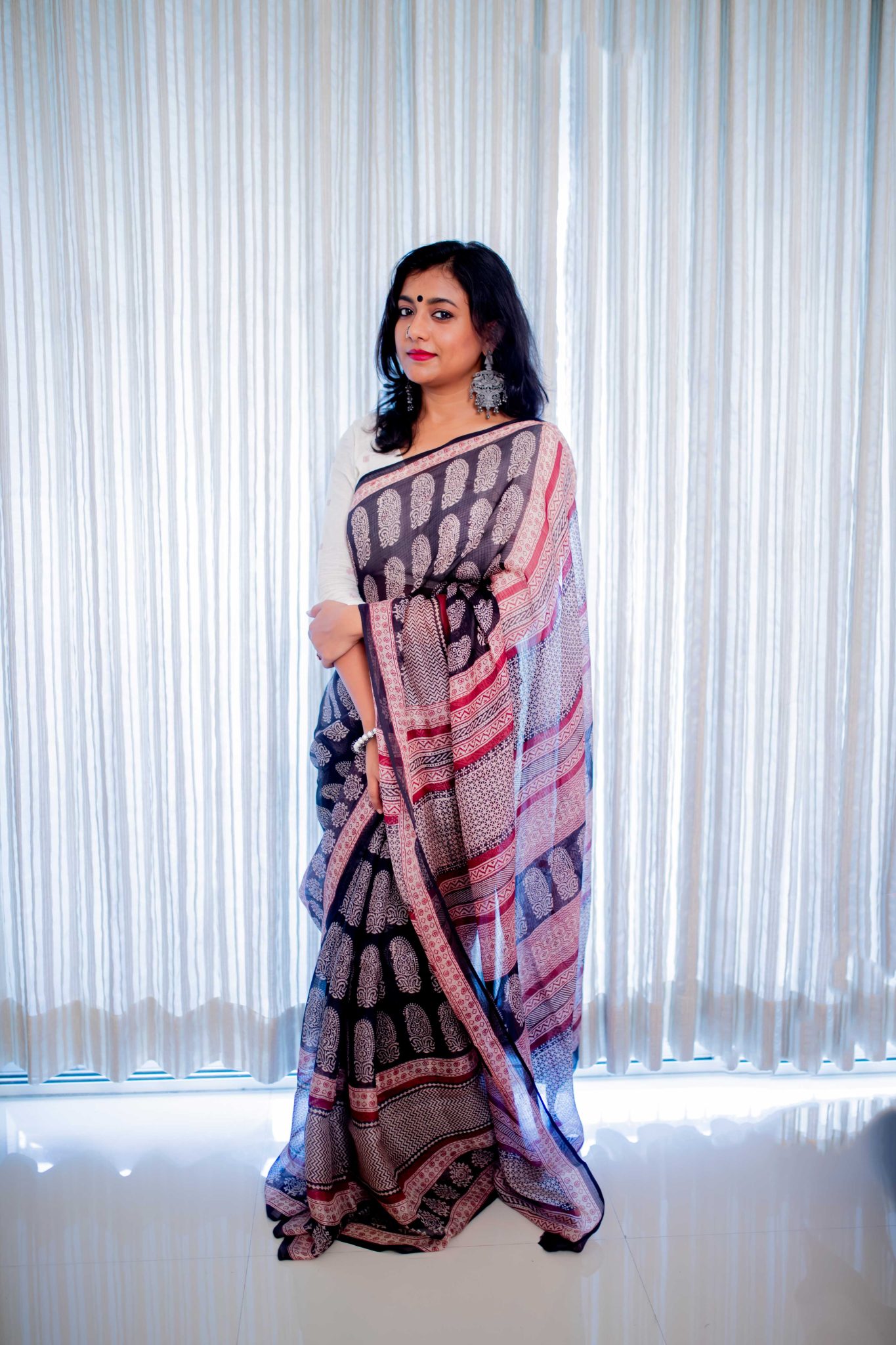 Black and Maroon coloured hand block print pure kota silk natural dyed Bagh saree - Image 3