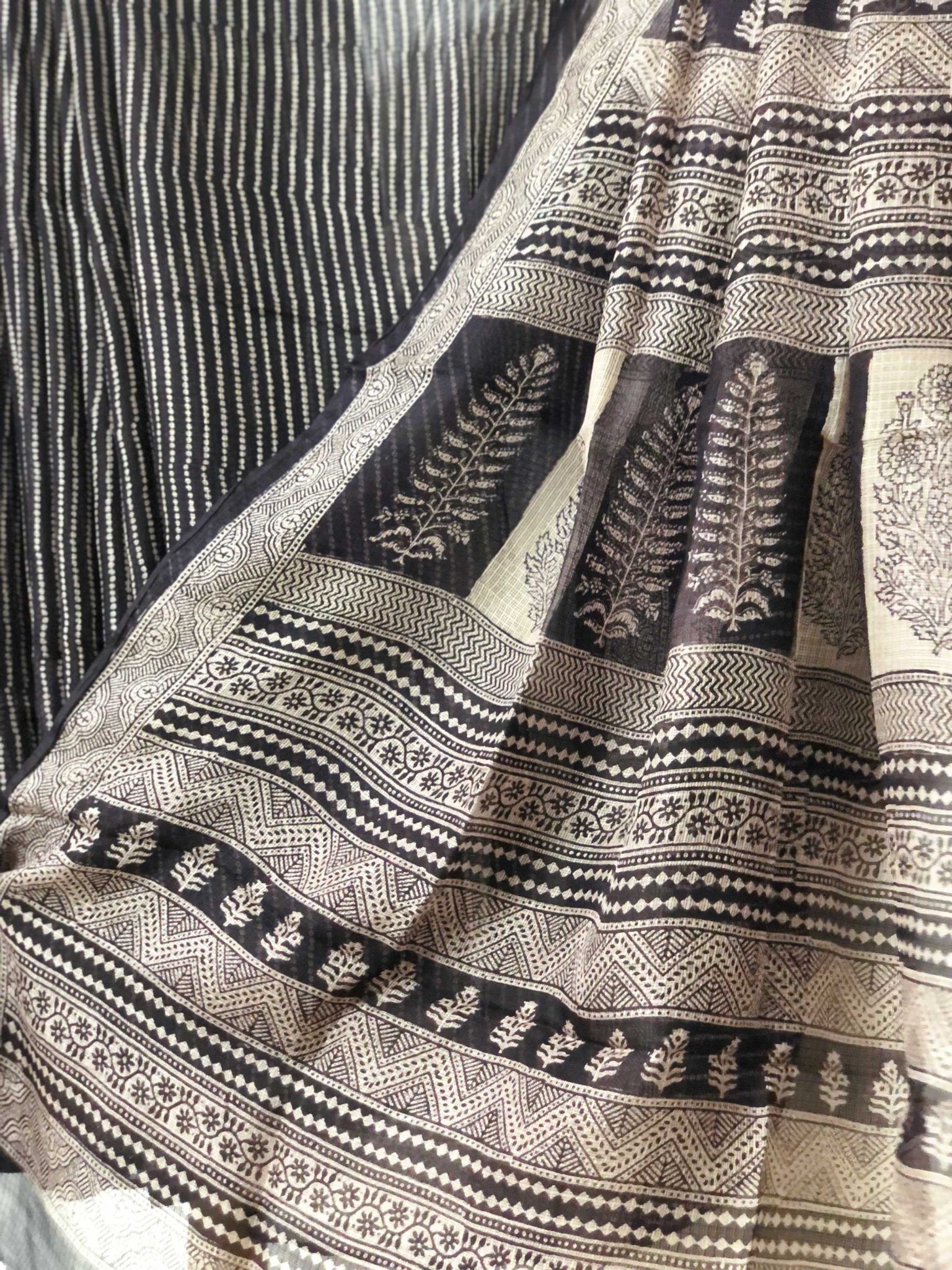 Black and Beige coloured hand block print pure kota silk natural dyed Bagh saree - Image 3