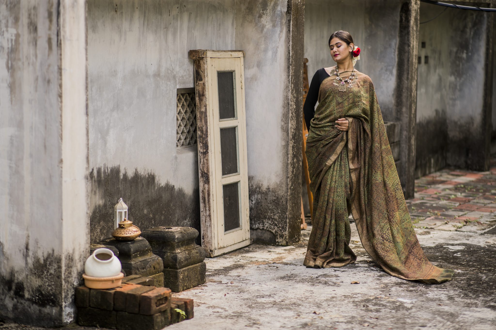 Mehendi green coloured shaded handblock printed ajrakh silk saree with golden border - Image 3
