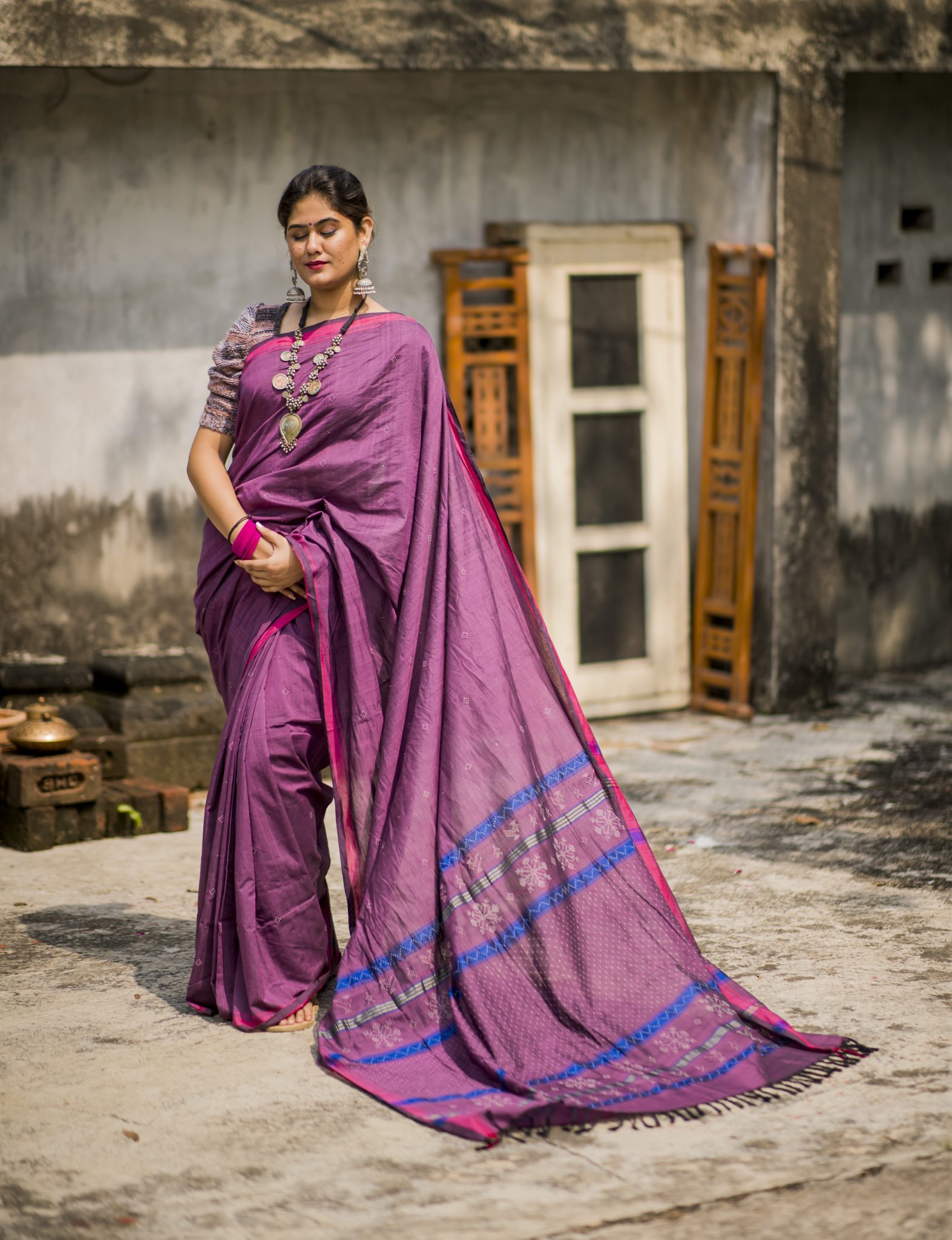 Purple coloured hand woven pure cotton Tangaliya saree